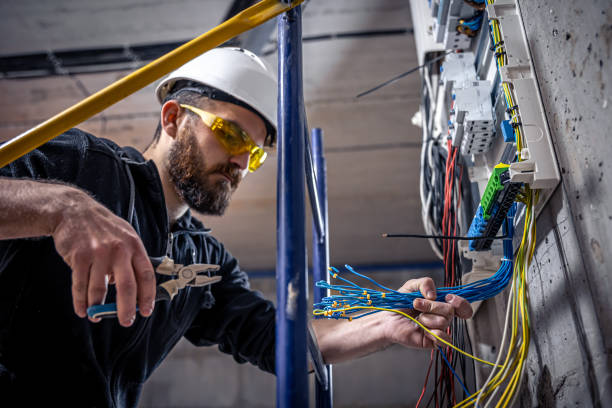 Best Affordable Emergency Electrician  in Fleetwood, PA